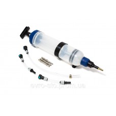 Шприц-дозатор с насадками для создания давления в топливной системе автомобиля и определения ее герметичности,