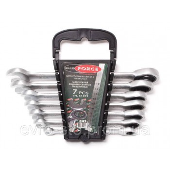 Набор ключей комбинированных трещоточных 7 предметов (8,10,12-14,17,19мм) в пласт. держателе ROCKFORCE RF-51072